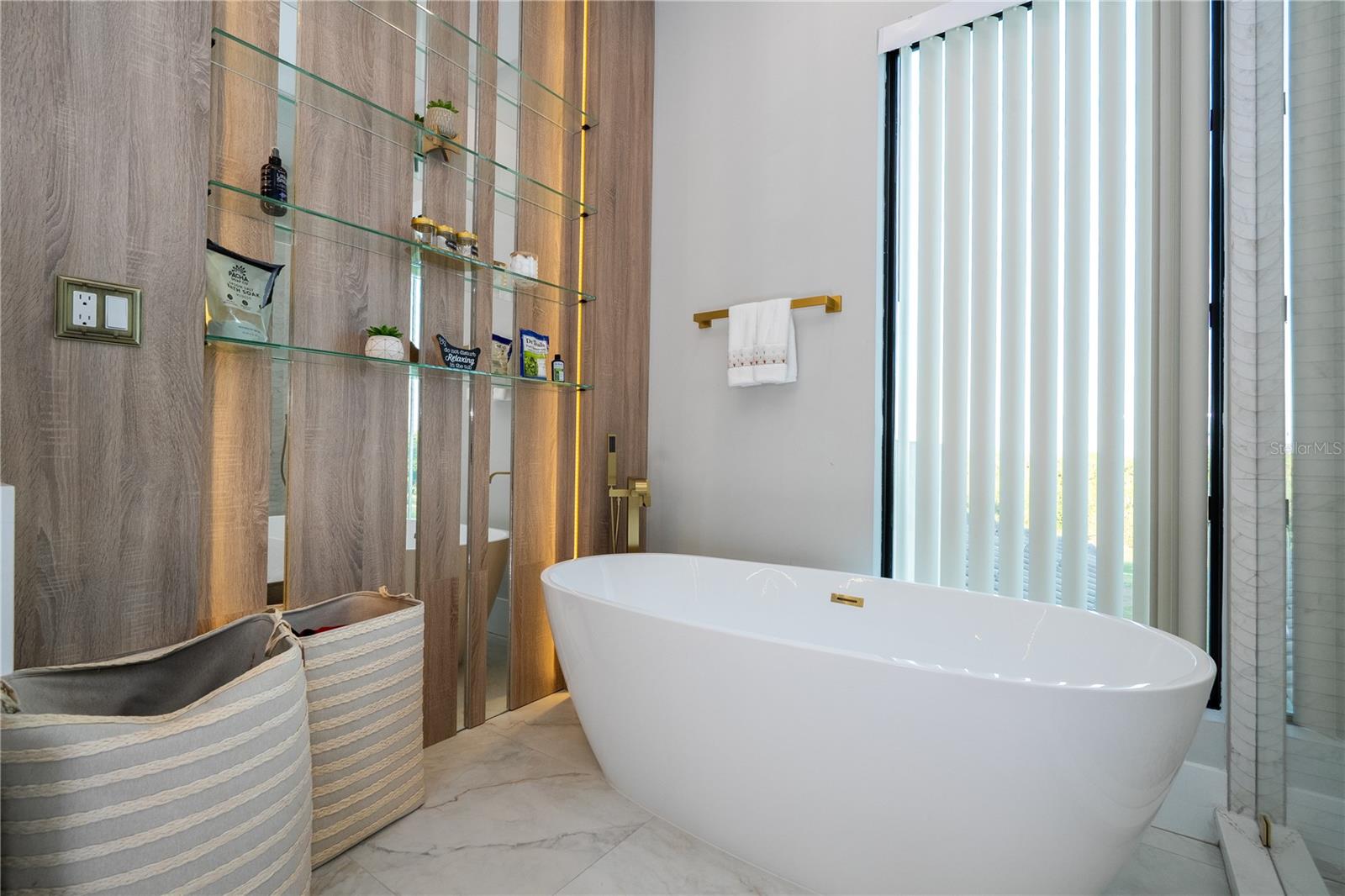 BELLA COLLINA WEST SUB - Residential