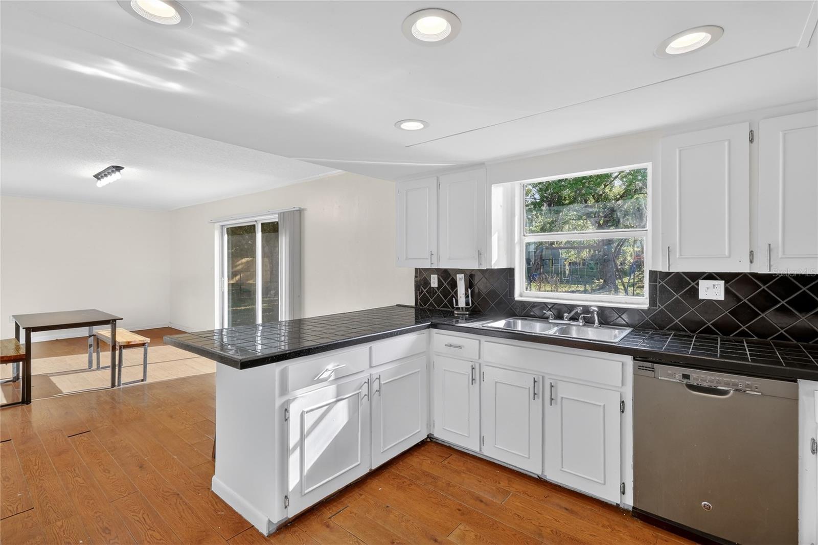 PINE LAKE SUB - Residential