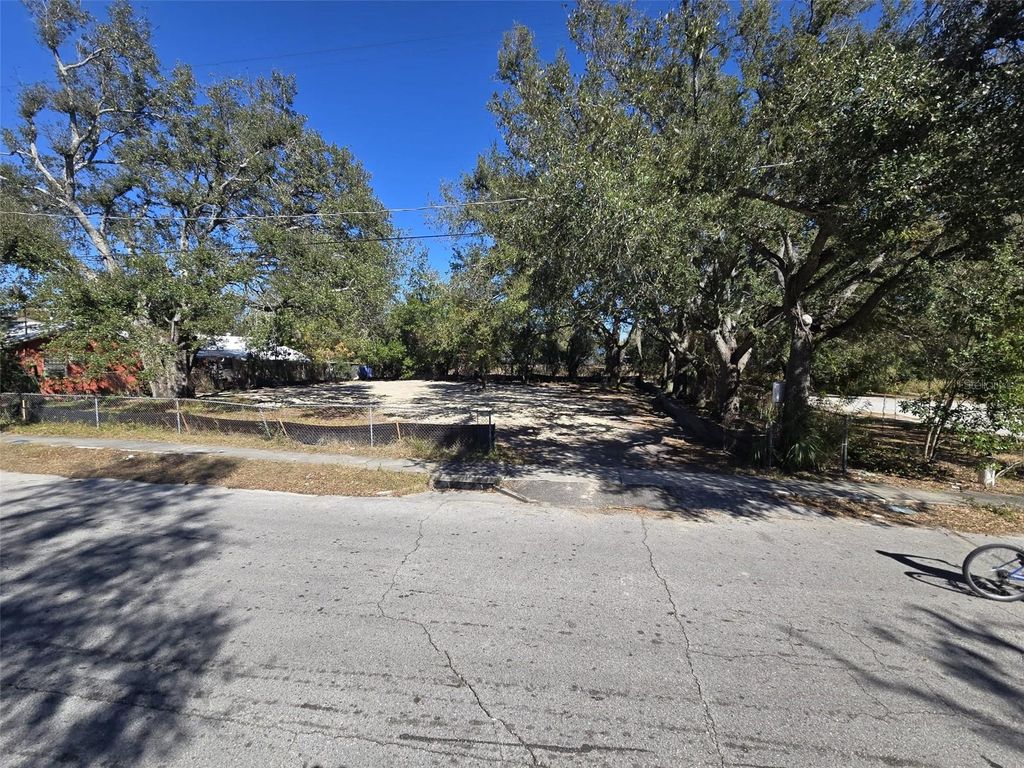 Photo of 8307 N Ogontz Avenue, Tampa, FL 33604 (MLS # TB8475057)