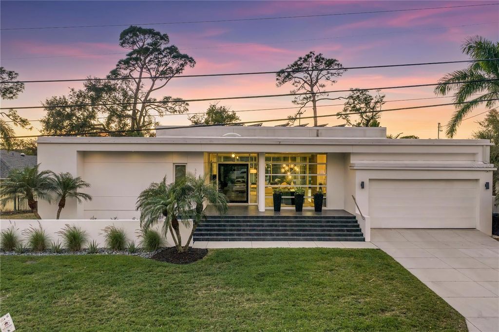 Photo of 3324 Walnut Street NE, St Petersburg, FL 33704 (MLS # TB8469526)