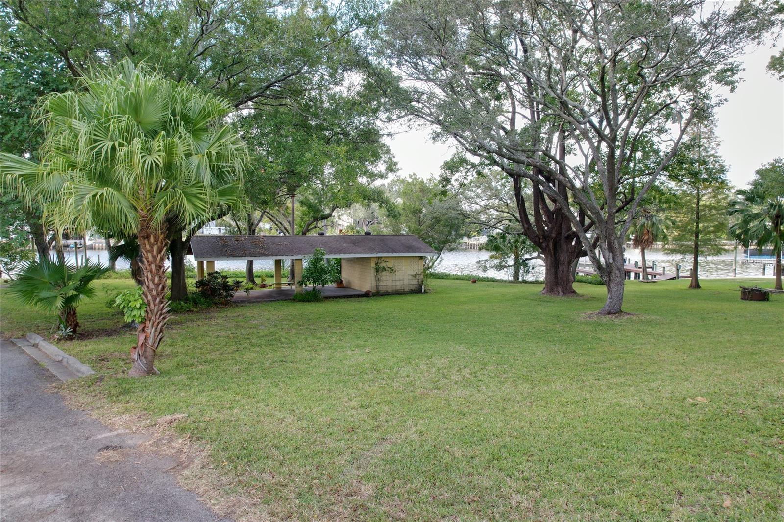 BUFFALO HEIGHTS - Residential