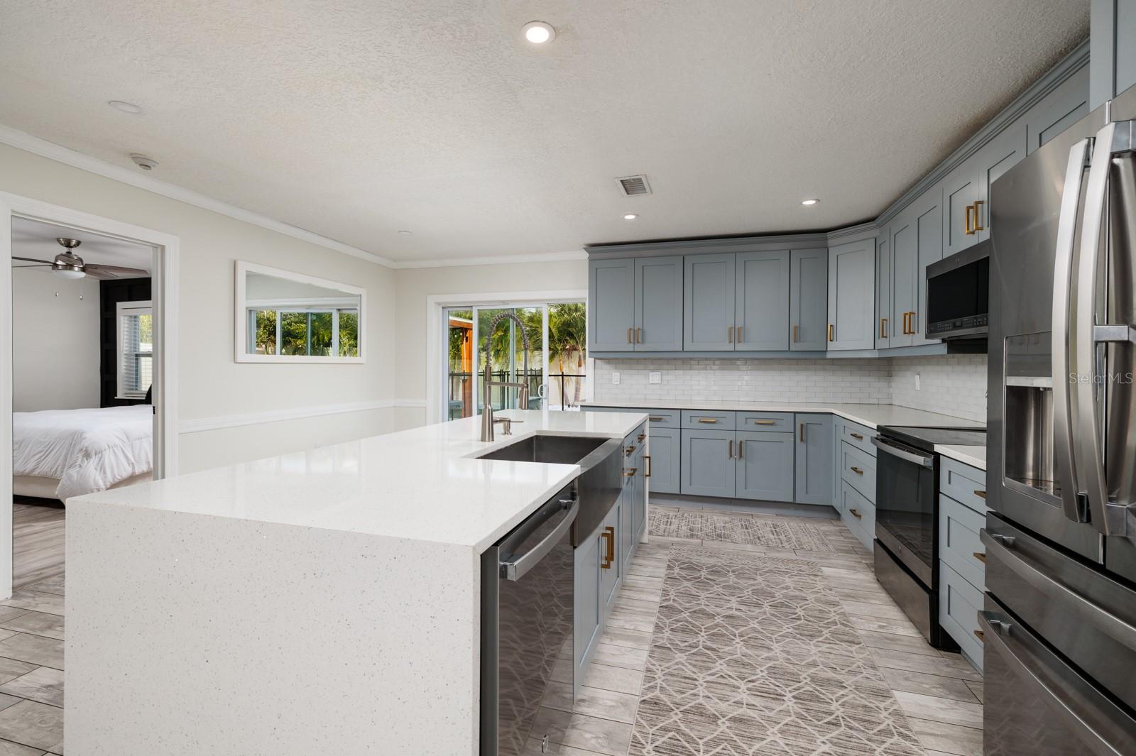 SEMINOLE PINES SUB PH 1 - Residential