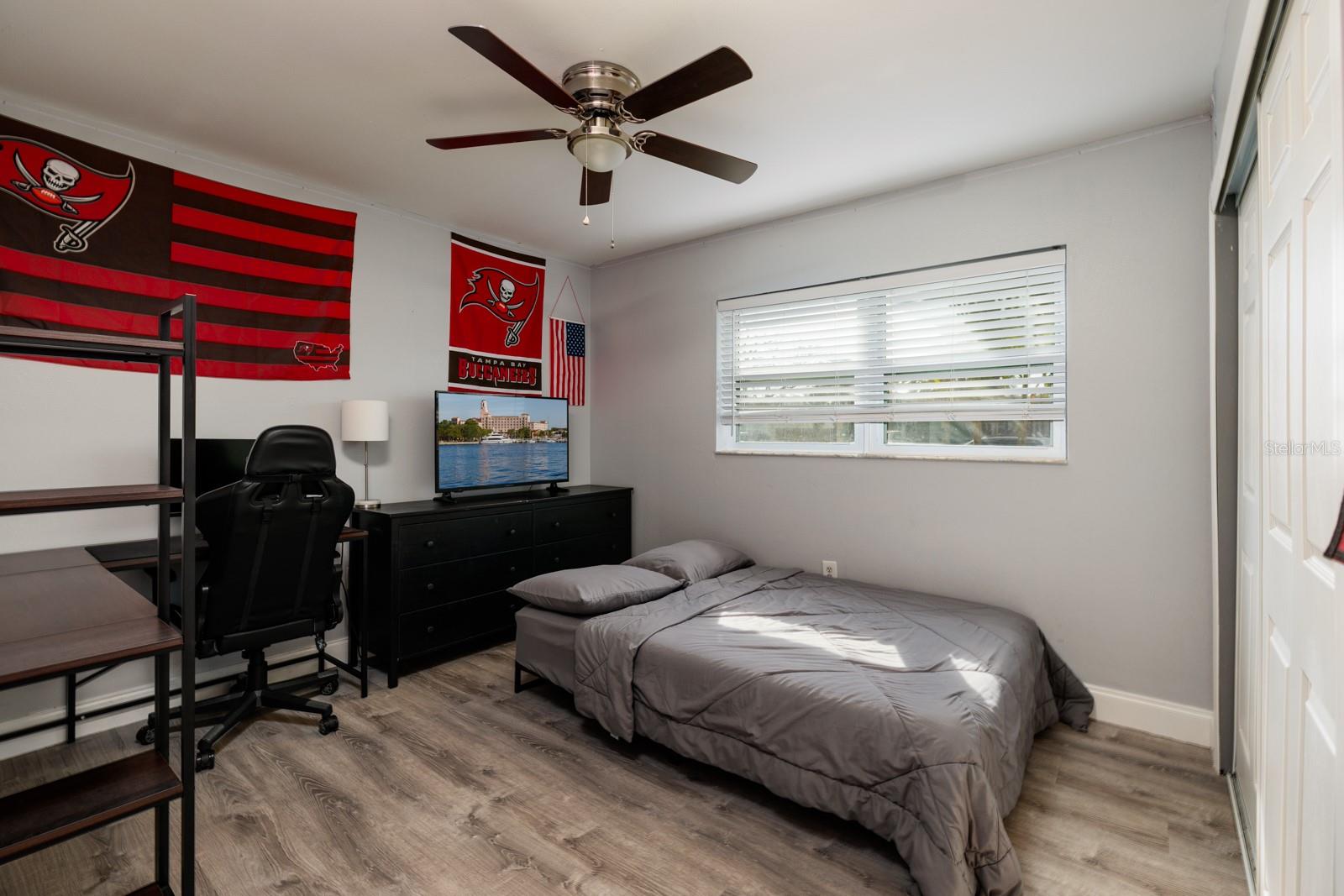 SEMINOLE PINES SUB PH 1 - Residential