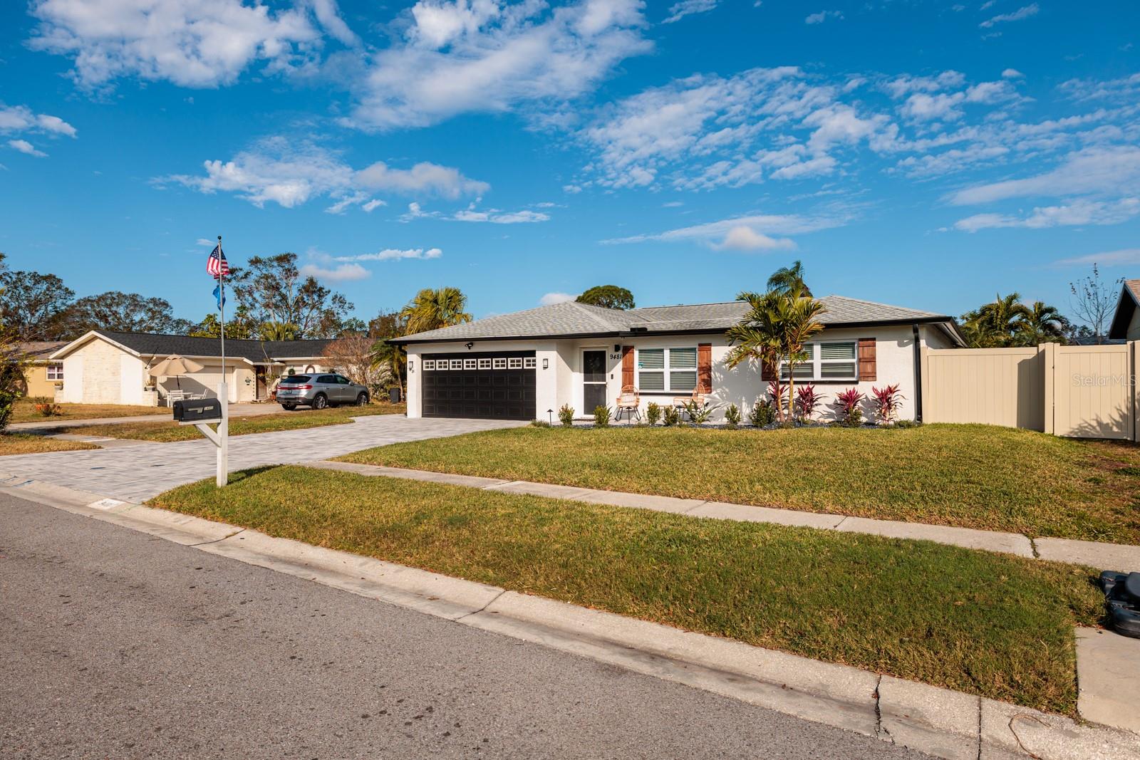 SEMINOLE PINES SUB PH 1 - Residential