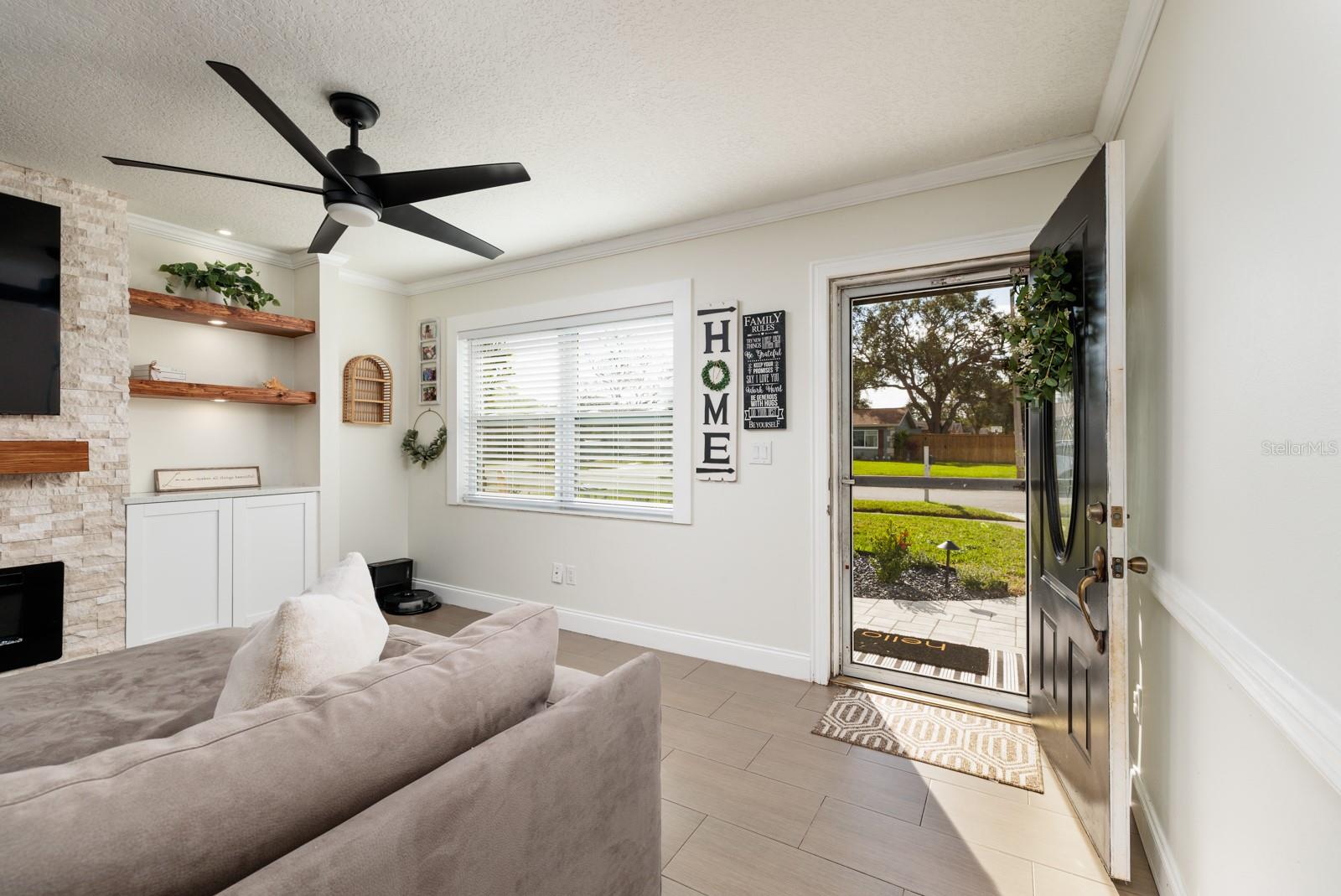 SEMINOLE PINES SUB PH 1 - Residential