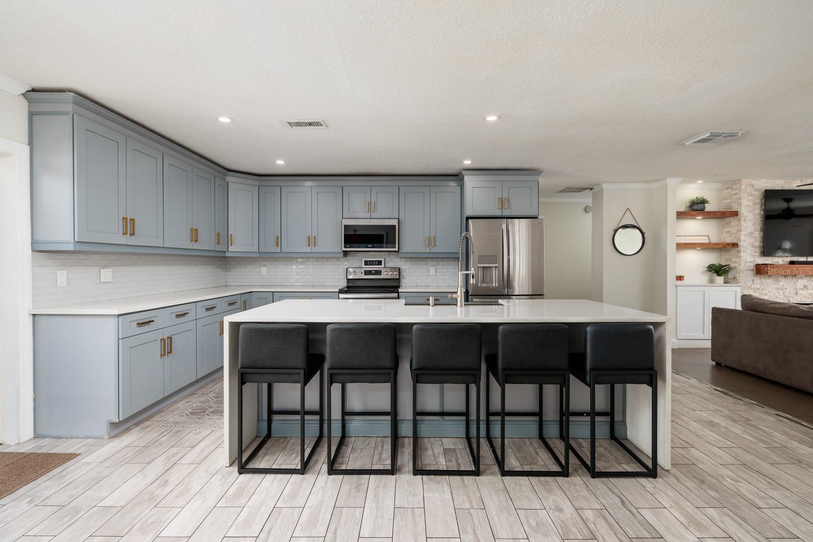 SEMINOLE PINES SUB PH 1 - Residential