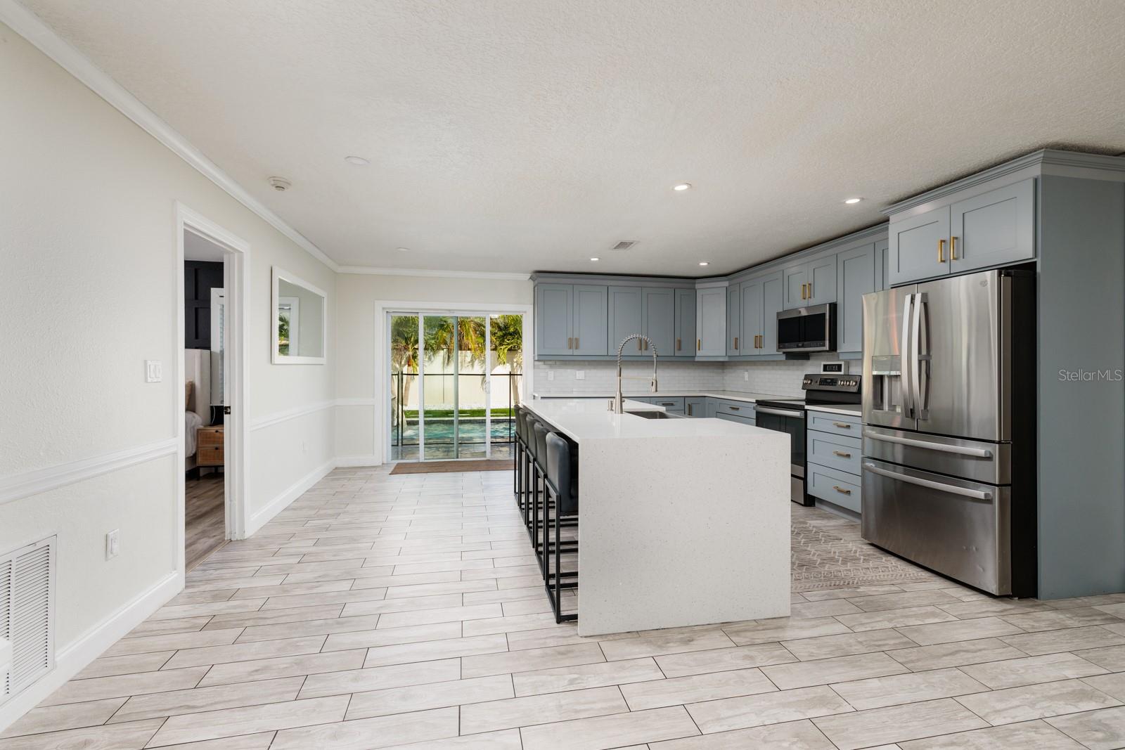 SEMINOLE PINES SUB PH 1 - Residential