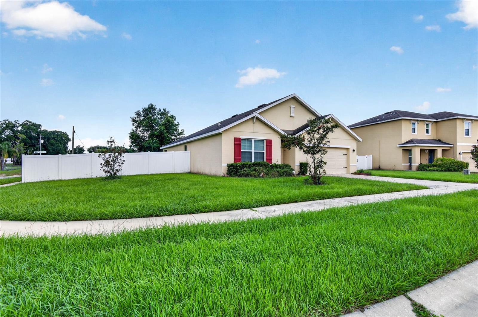 35900 HILLBROOK AVENUE