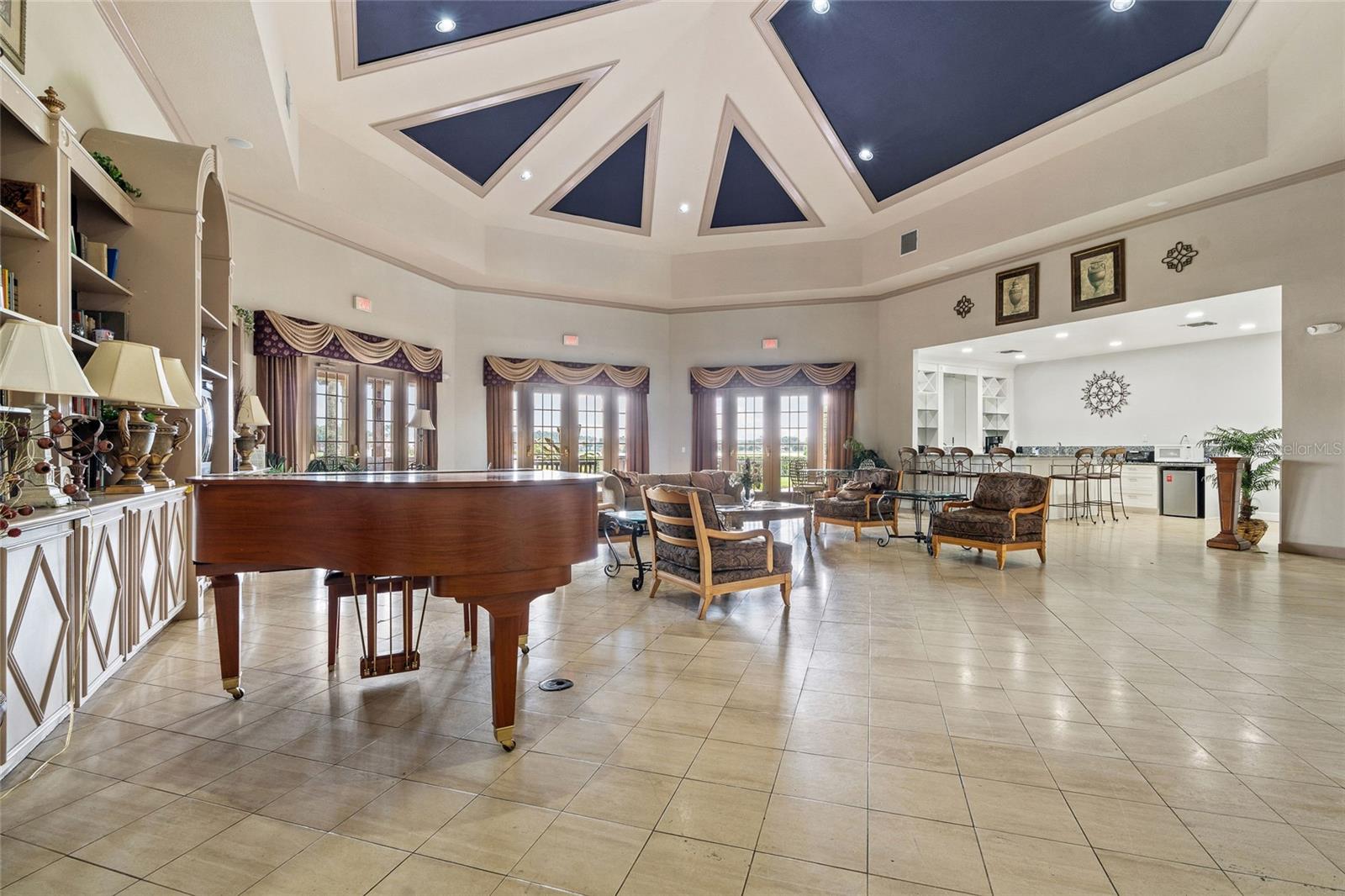 LAKE CHASE CONDO - Residential