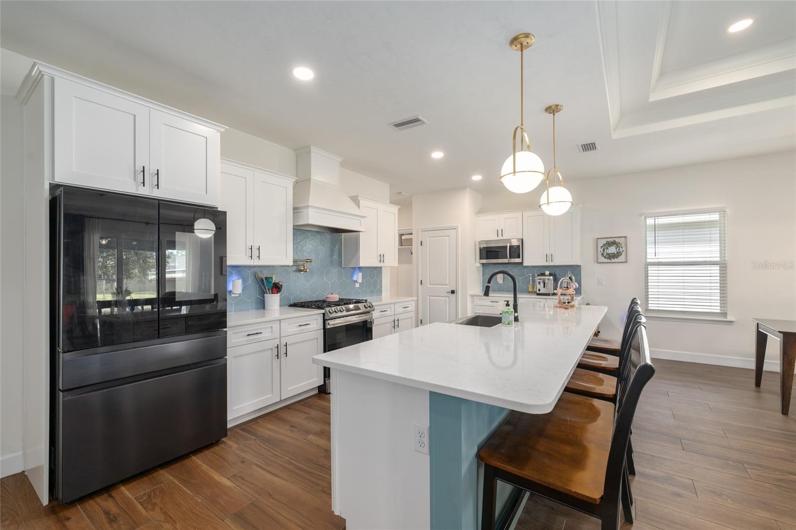 GRAND OAKS - Residential