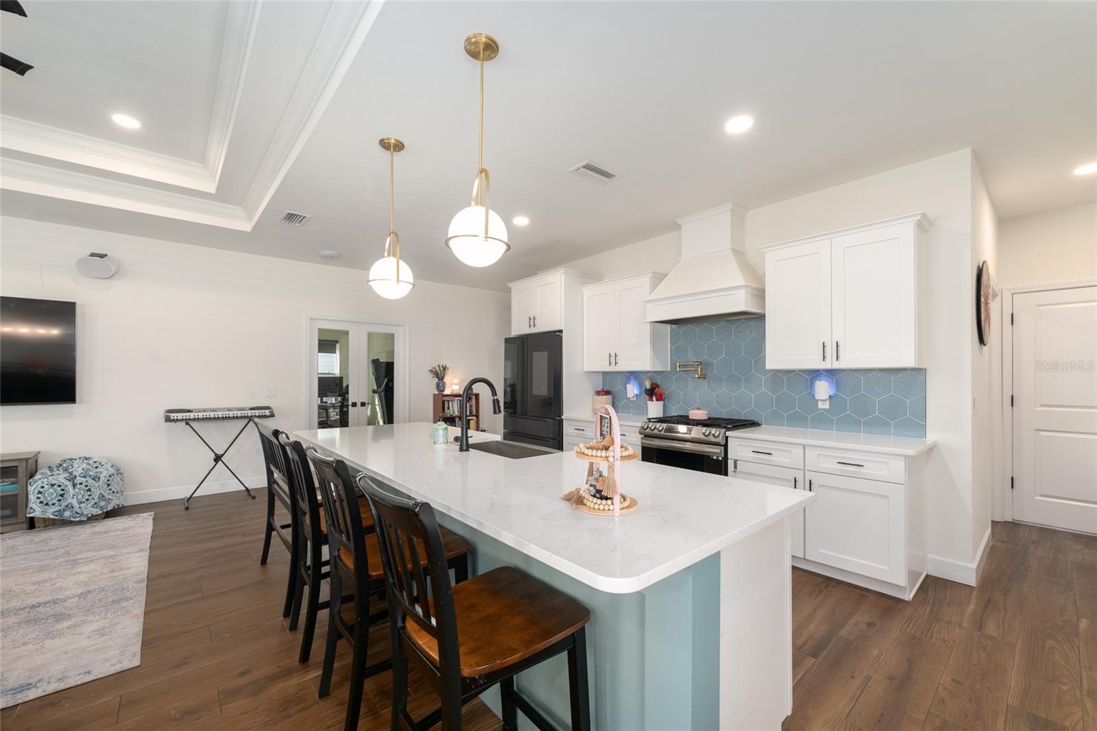 GRAND OAKS - Residential