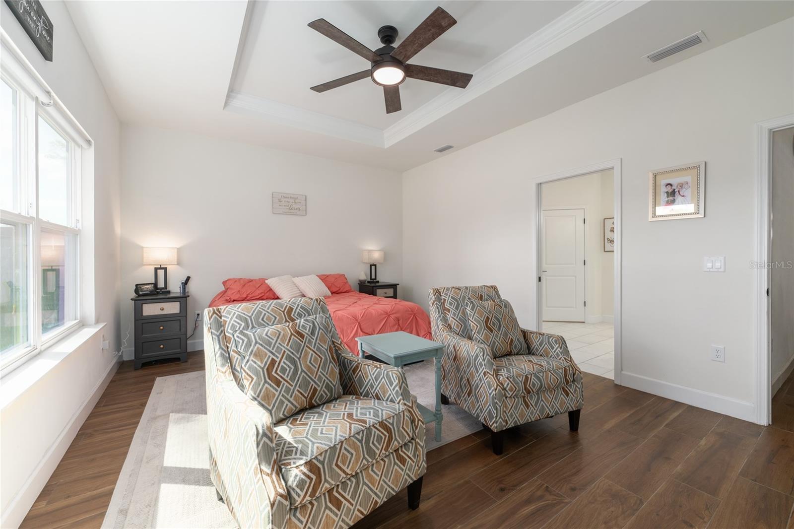 GRAND OAKS - Residential