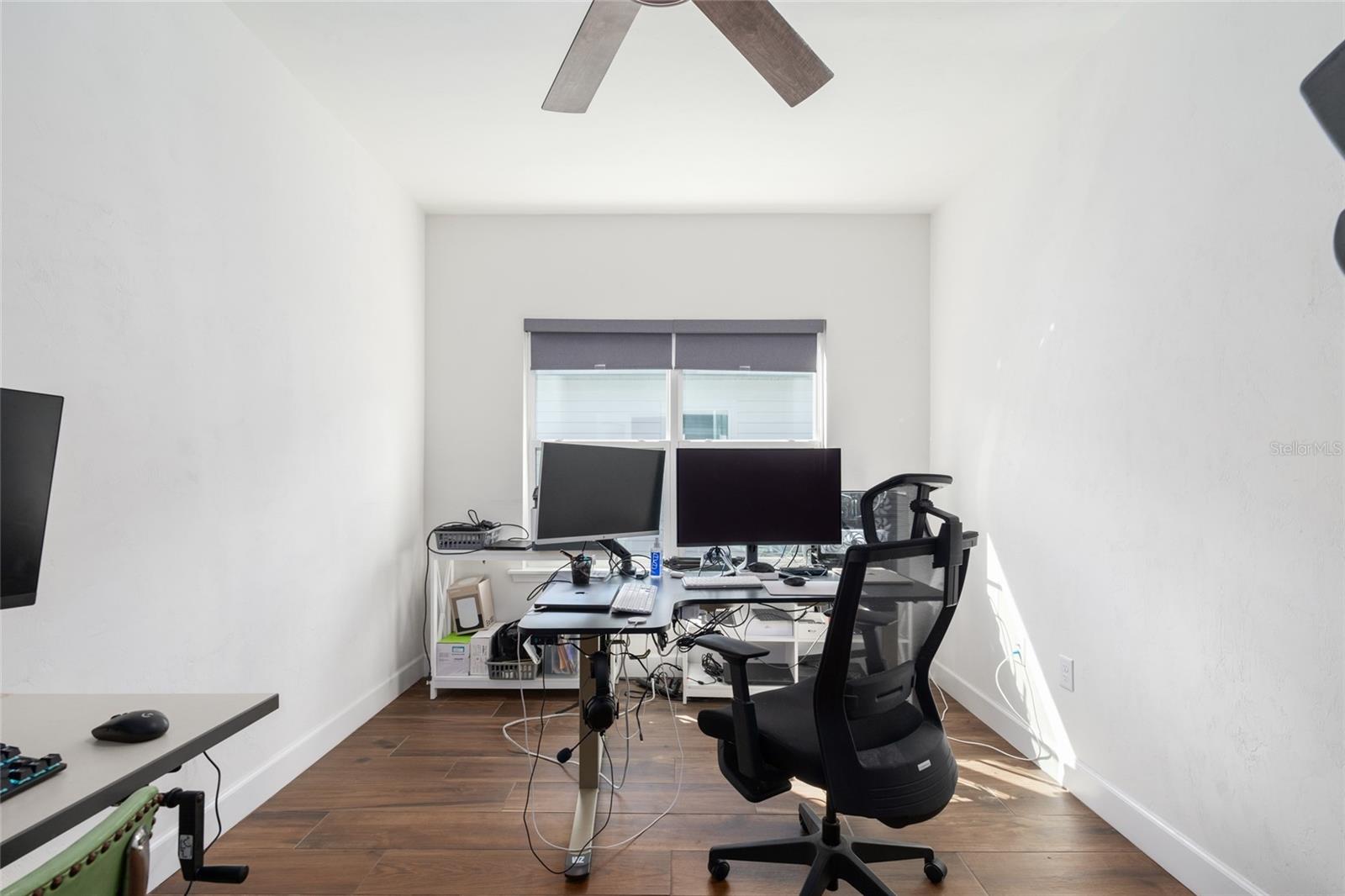 GRAND OAKS - Residential