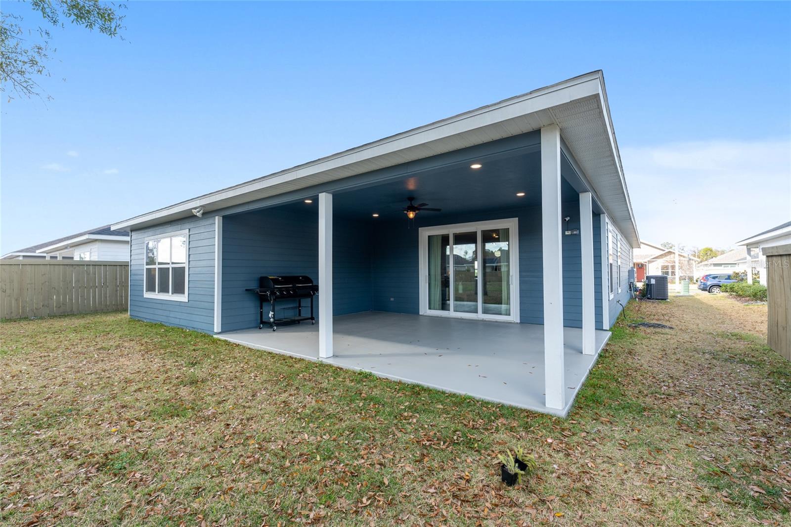 GRAND OAKS - Residential