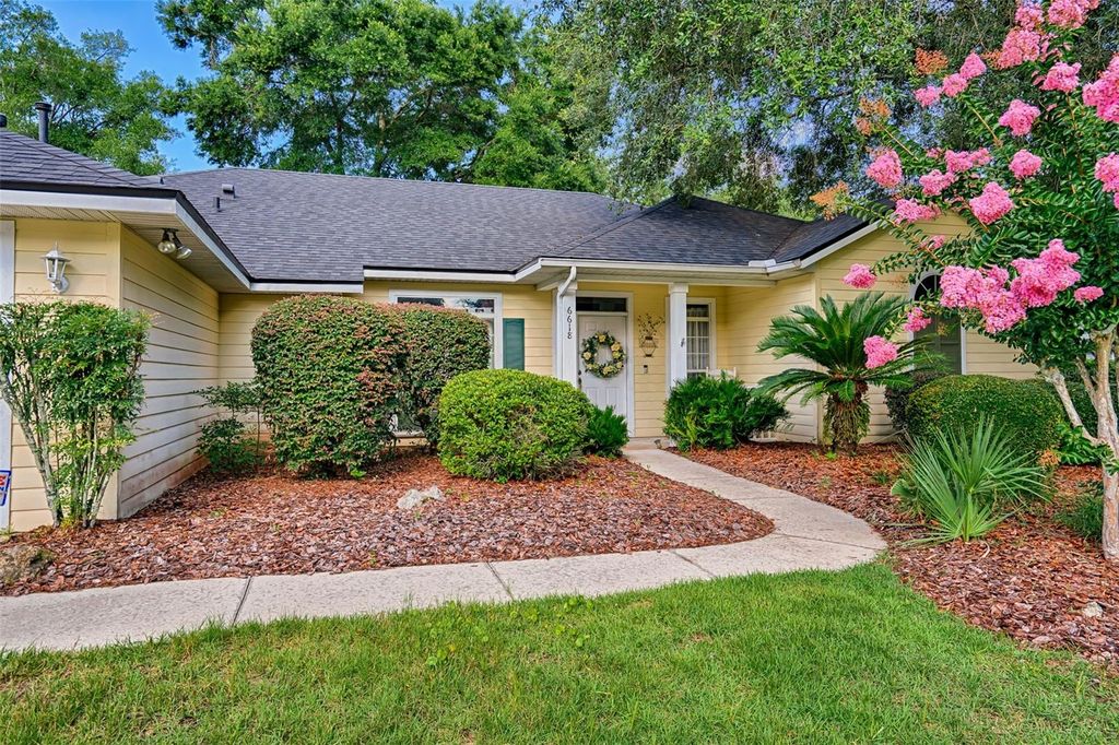 Photo of 6618 SW 83rd Terrace, Gainesville, FL 32608 (MLS # GC536891)