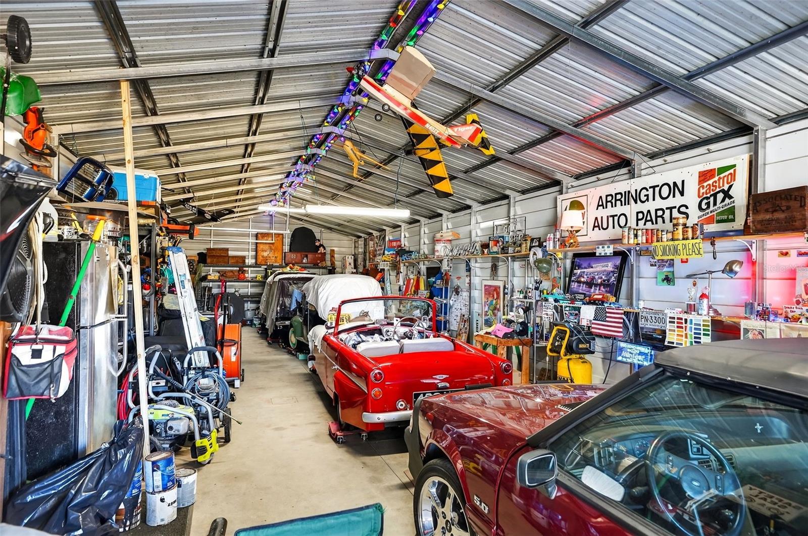 SOUTH VENICE - Residential