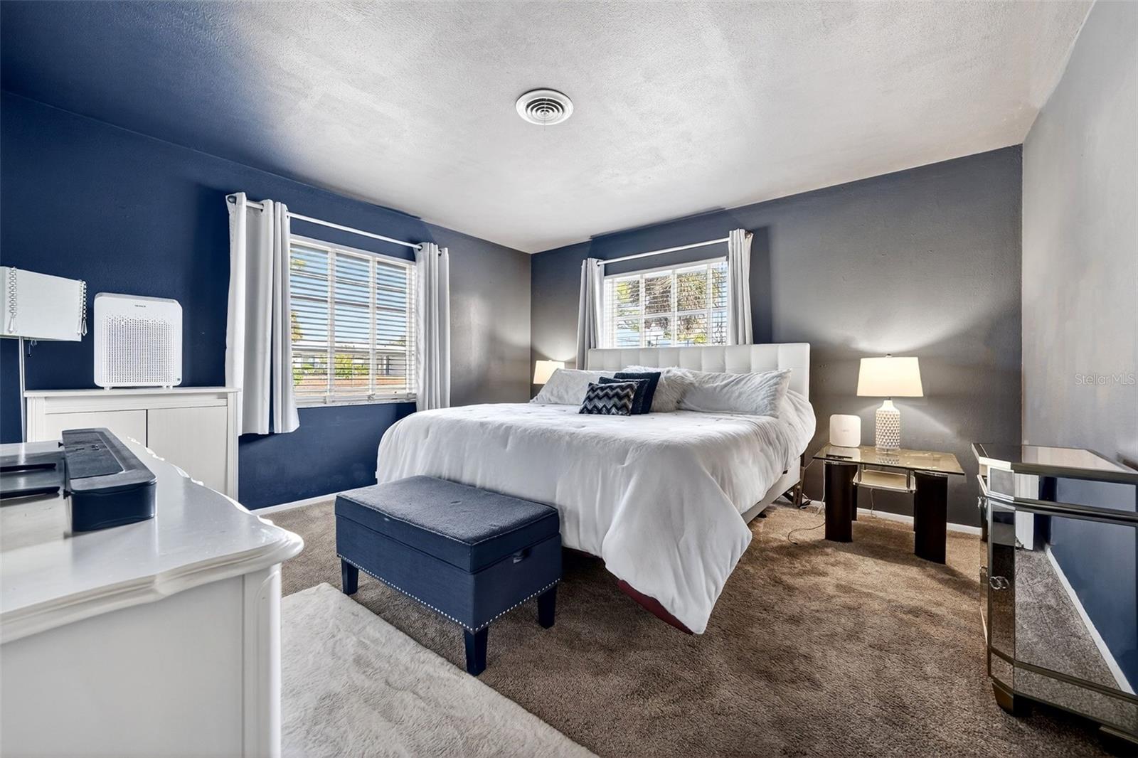 SOUTH VENICE - Residential