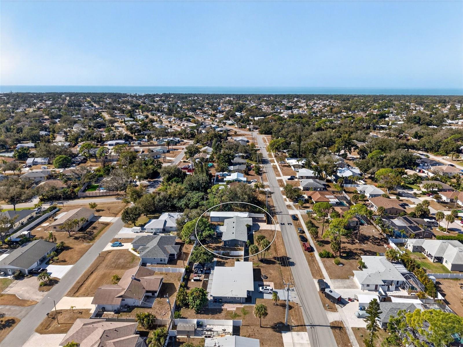 SOUTH VENICE - Residential