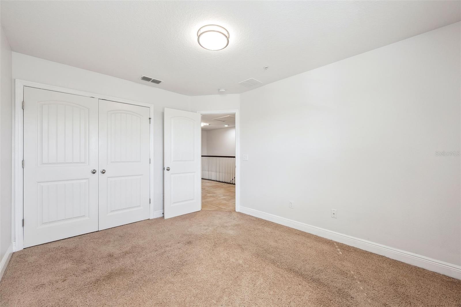 RAVINIA/EAST PARK - Residential