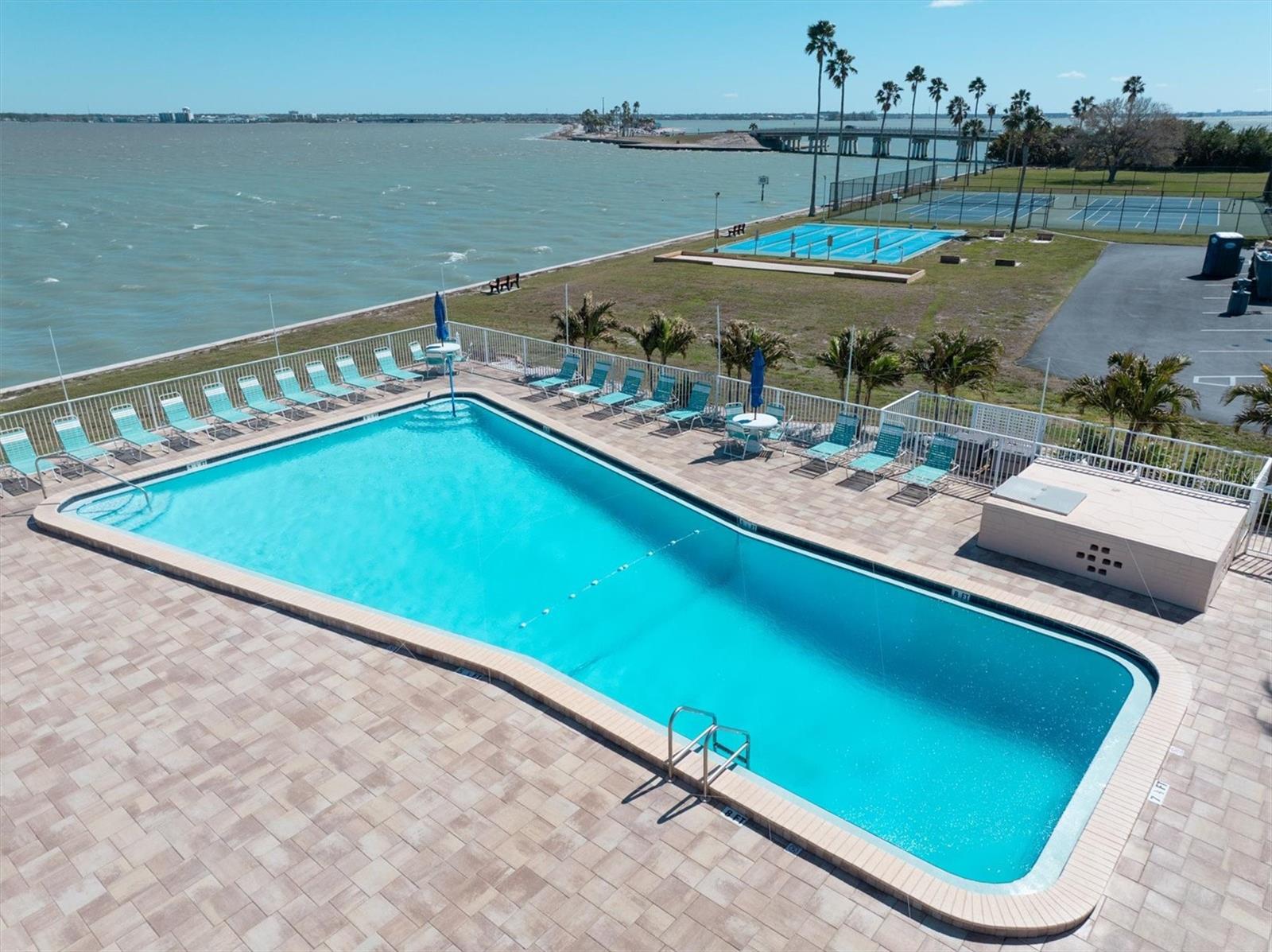 ROYAL STEWART ARMS - Residential