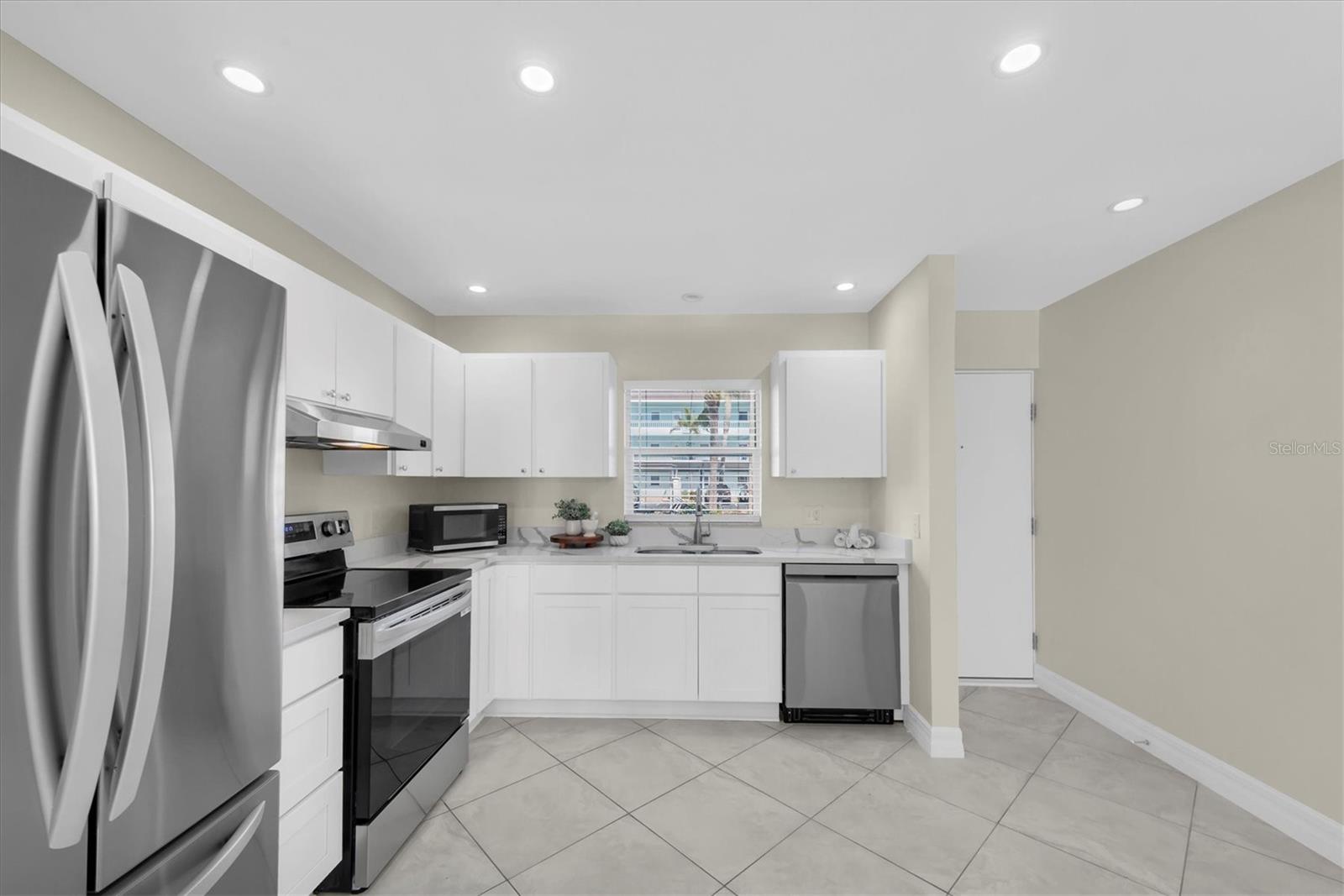 ROYAL STEWART ARMS - Residential