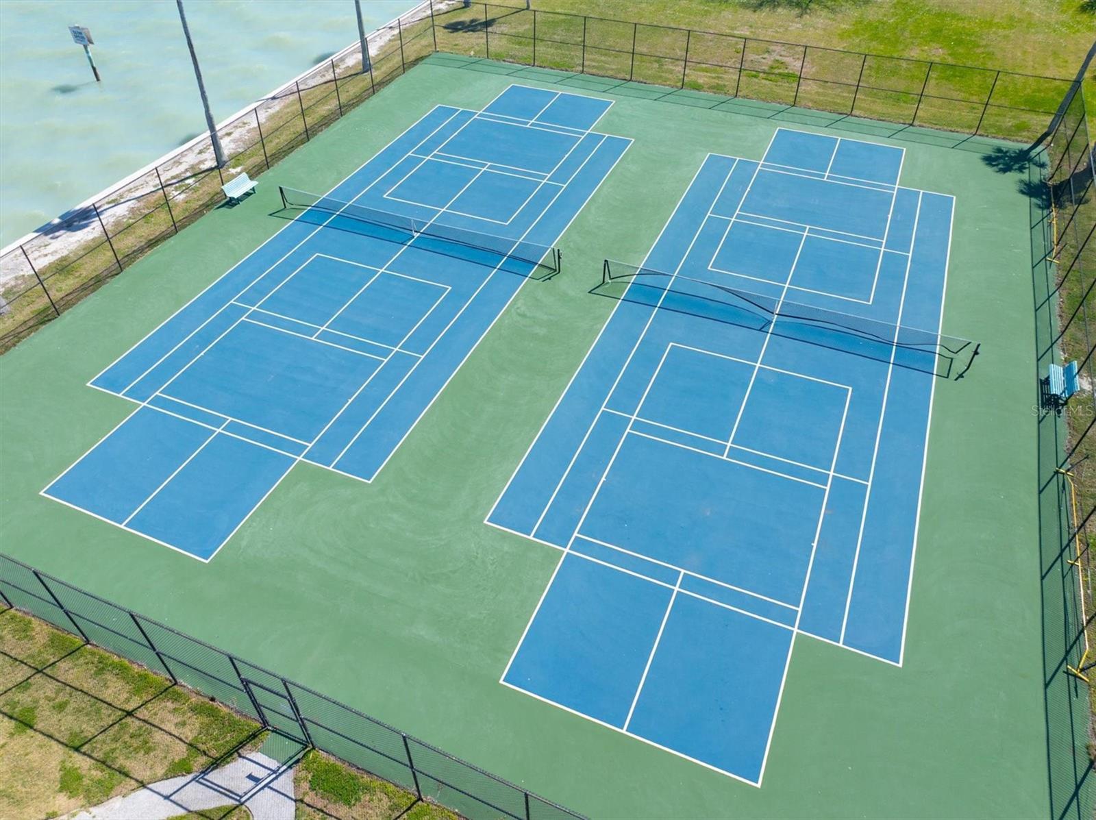 ROYAL STEWART ARMS - Residential