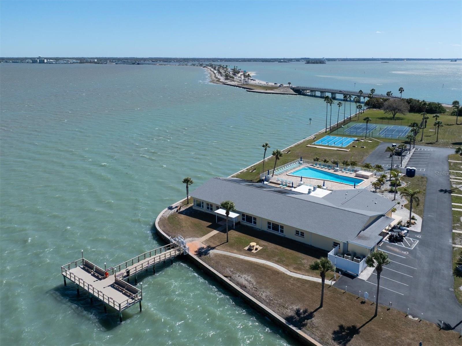 ROYAL STEWART ARMS - Residential