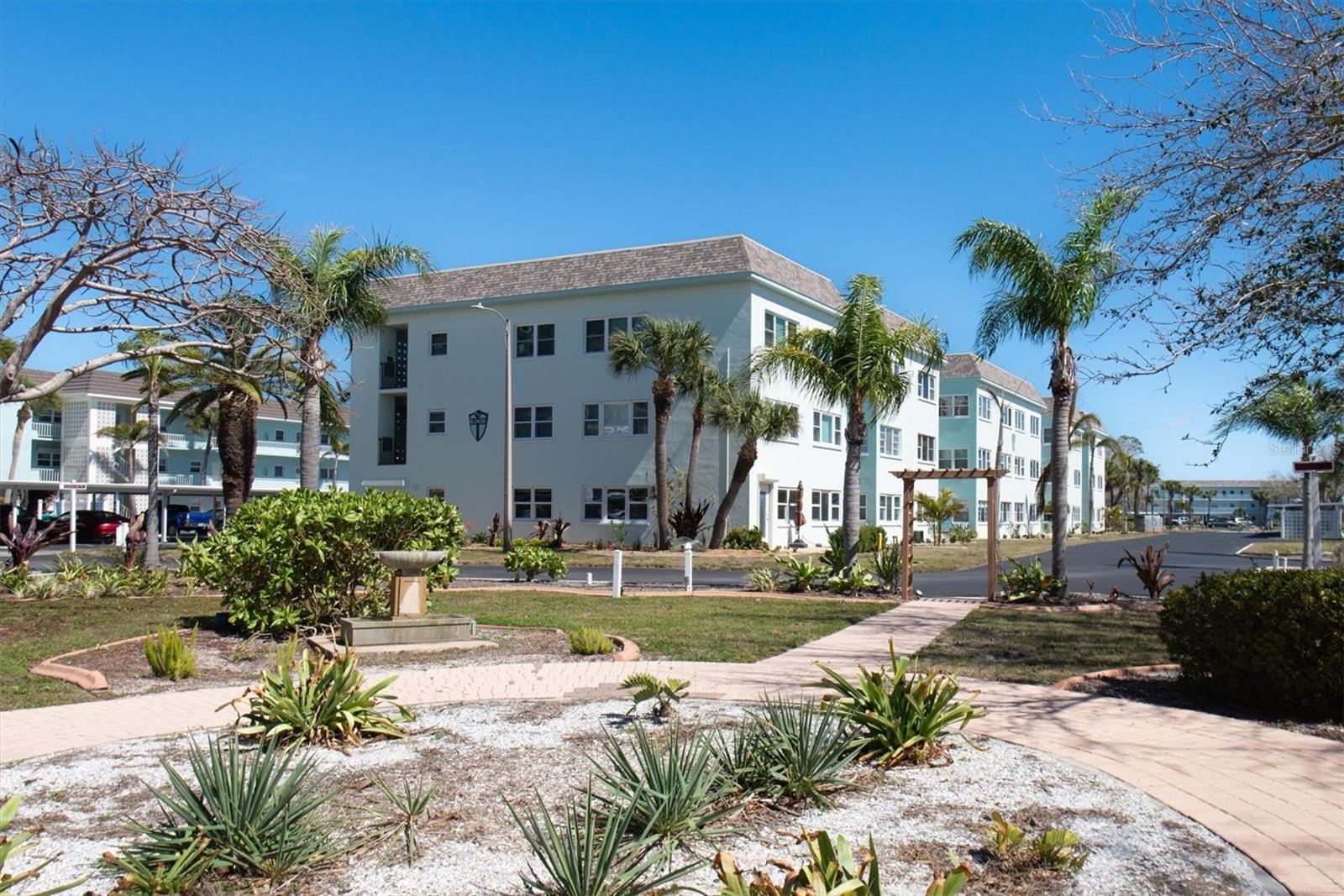 ROYAL STEWART ARMS - Residential