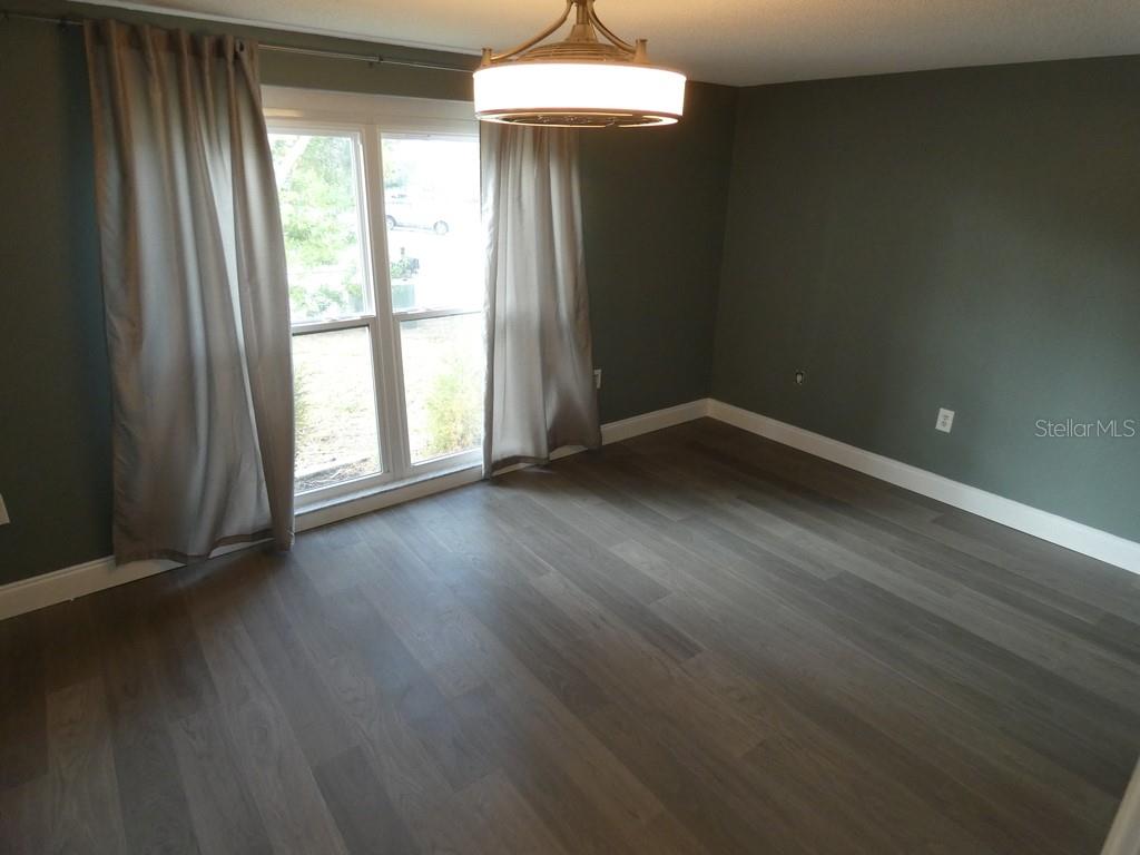 CEACON WOODS VILLAGE 07 - Residential