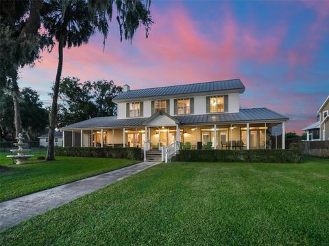 A home in OCKLAWAHA