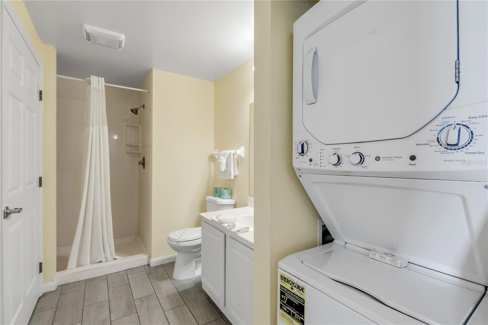 OCEAN WALK 01 DB CONDO - Residential