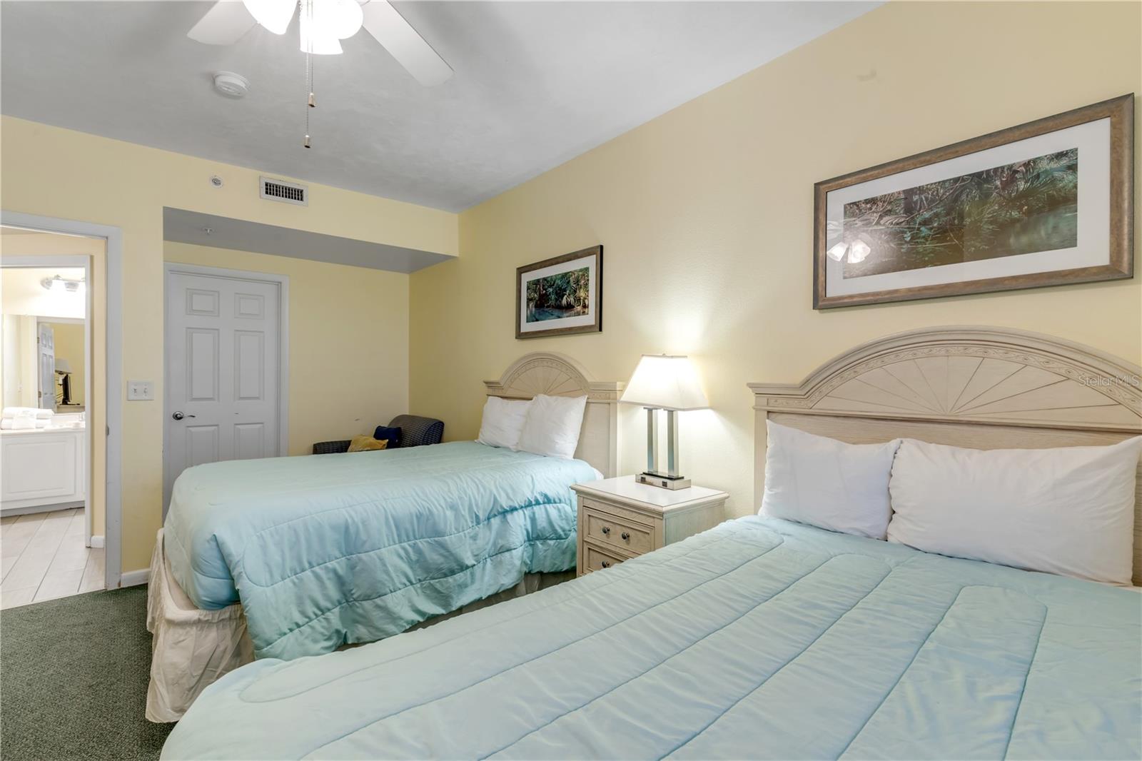 OCEAN WALK 01 DB CONDO - Residential