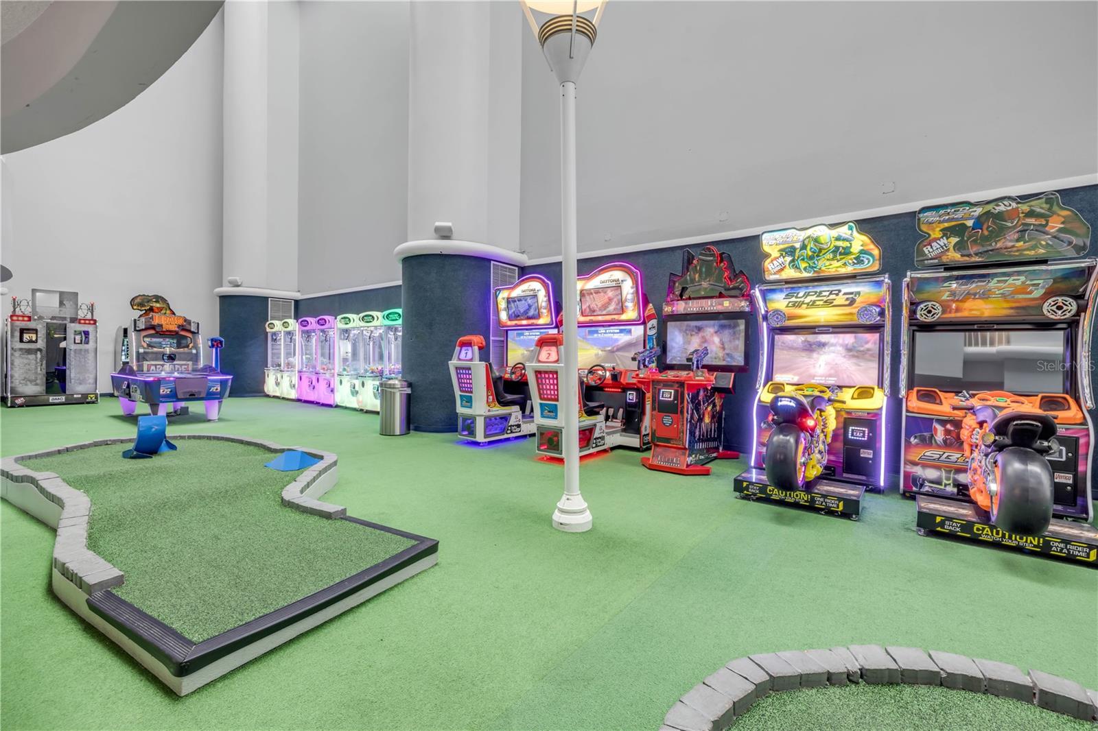 OCEAN WALK 01 DB CONDO - Residential