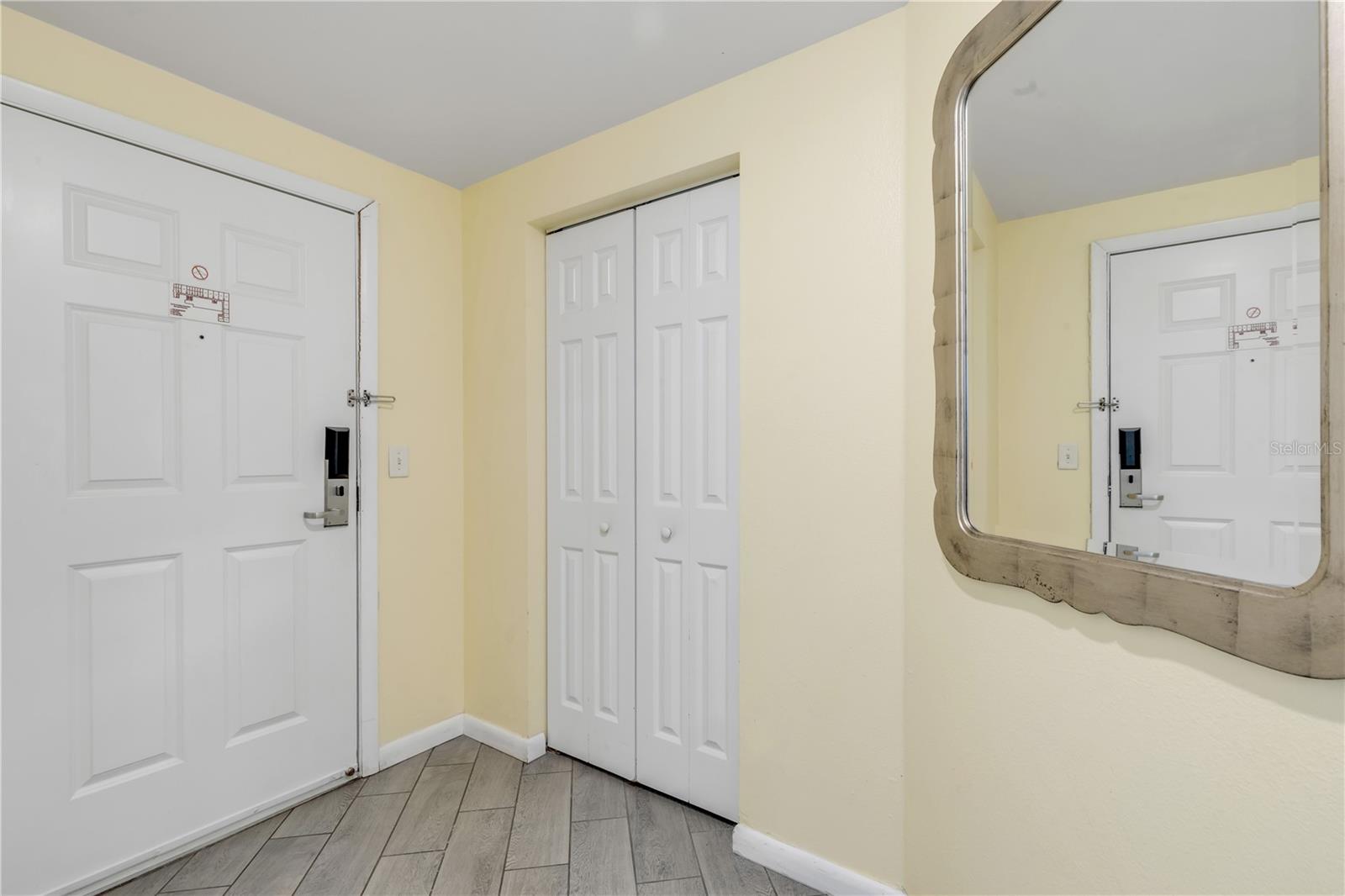 OCEAN WALK 01 DB CONDO - Residential