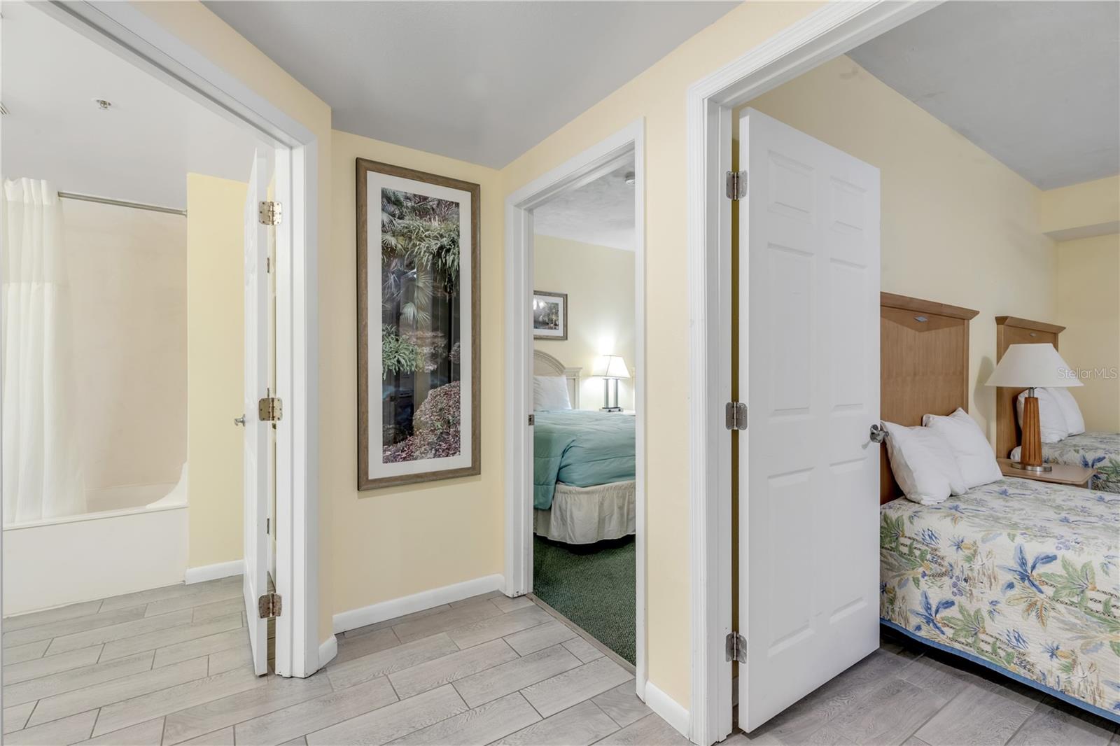 OCEAN WALK 01 DB CONDO - Residential