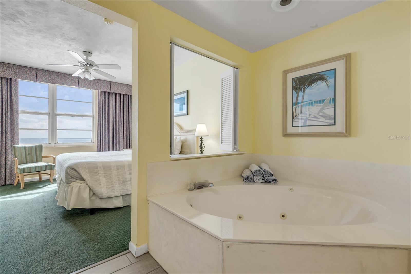 OCEAN WALK 01 DB CONDO - Residential