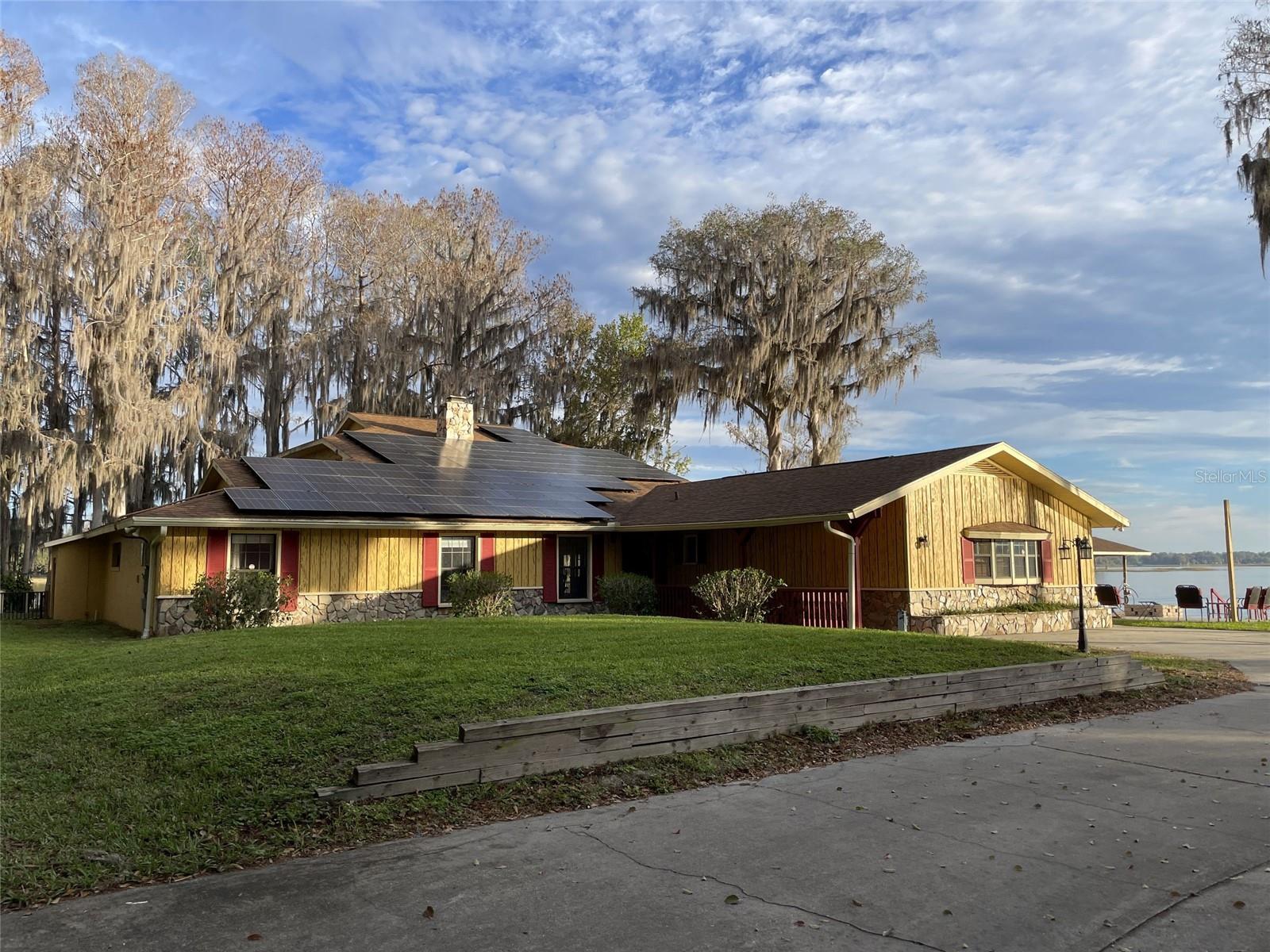 1395 S TRANQUIL POINT