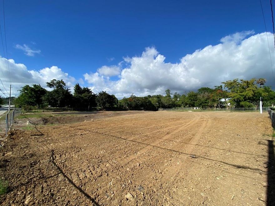 The Land has 4,000 thousand square meters, (1.0177 Cuerdas). In a unique location. Urbanization Estancias de Beatriz in Cayey is highly valued.  Just steps from Plaza Cayey Shopping Mall, Radians Schools of Math, Science & Technology and Guavate, where you have excellent restaurants and local bars full of tourist from all over the world who visit this beautiful mountain town of Cayey, Puerto Rico.