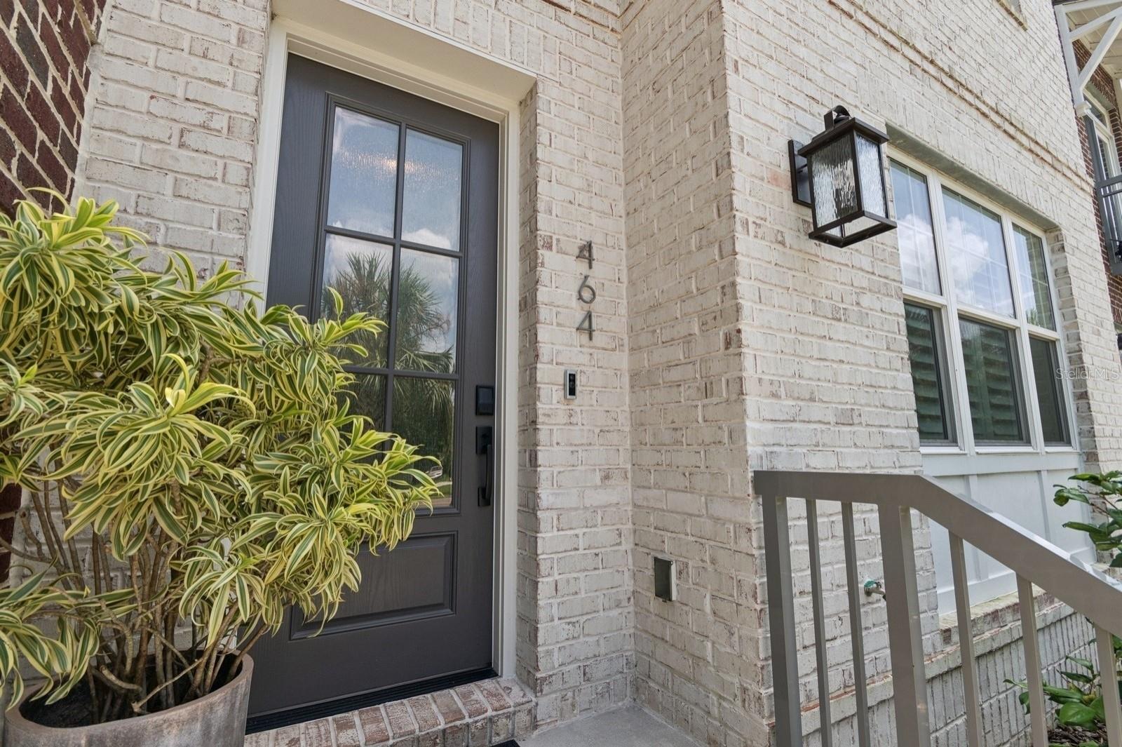 464 W PLANT STREET
