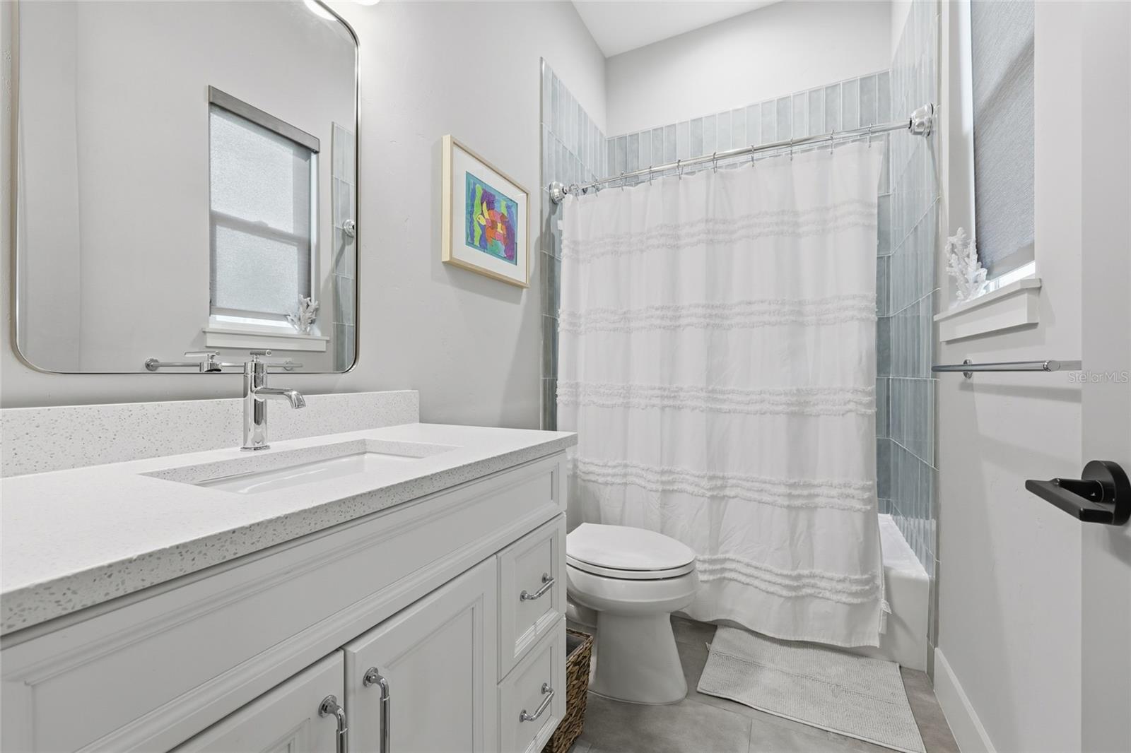 GLORIAS WAY - Residential