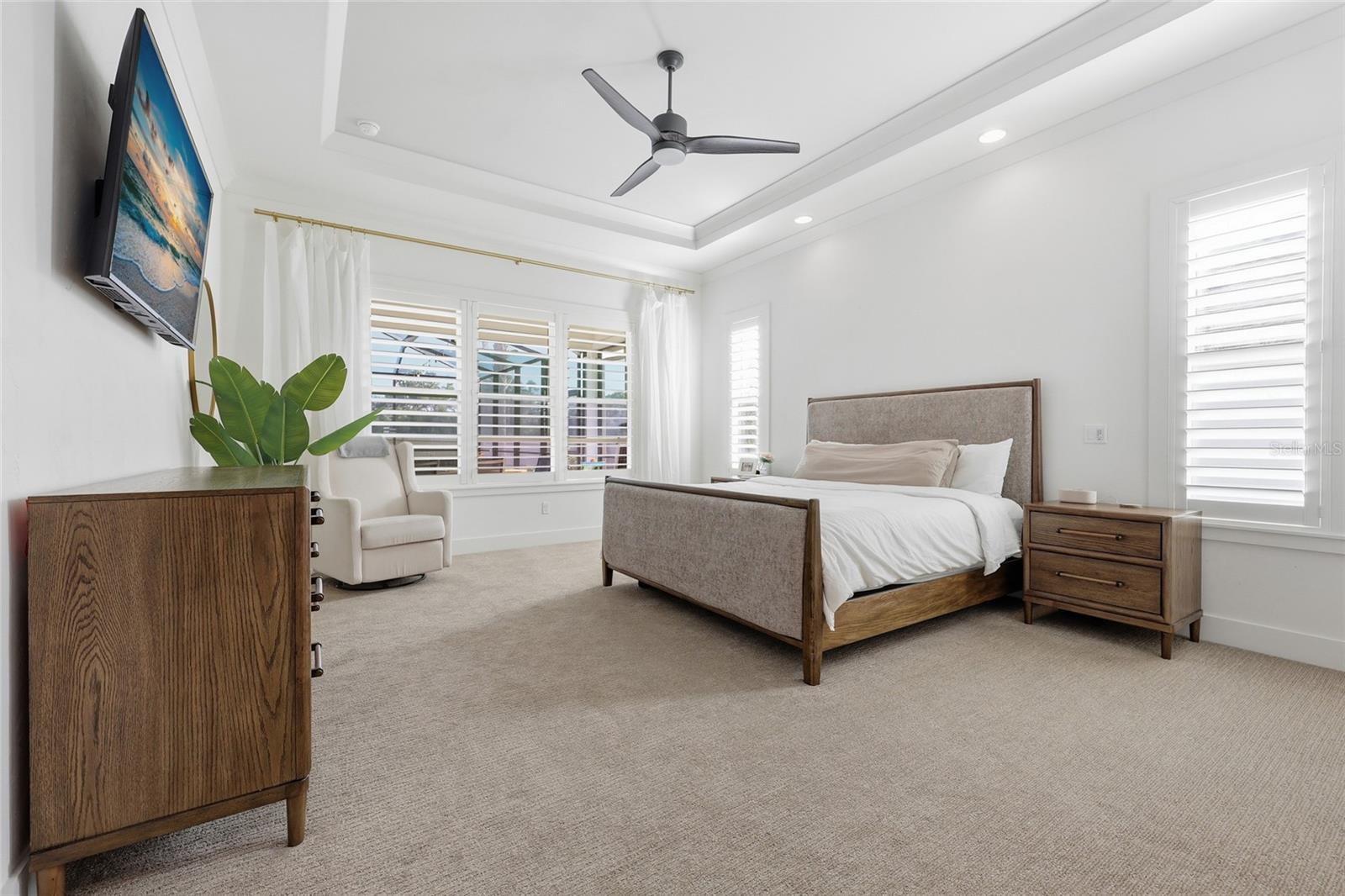 GLORIAS WAY - Residential