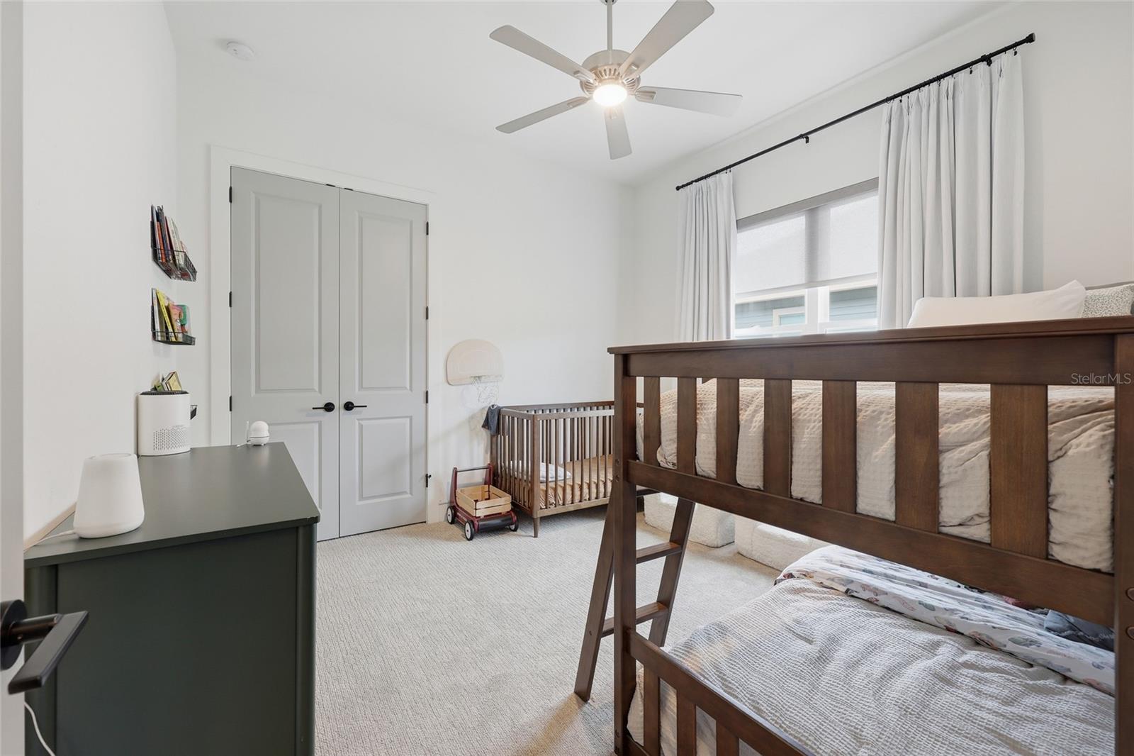 GLORIAS WAY - Residential