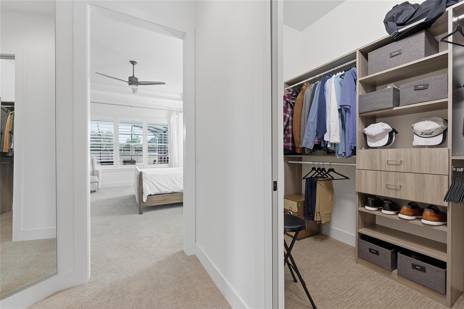 GLORIAS WAY - Residential