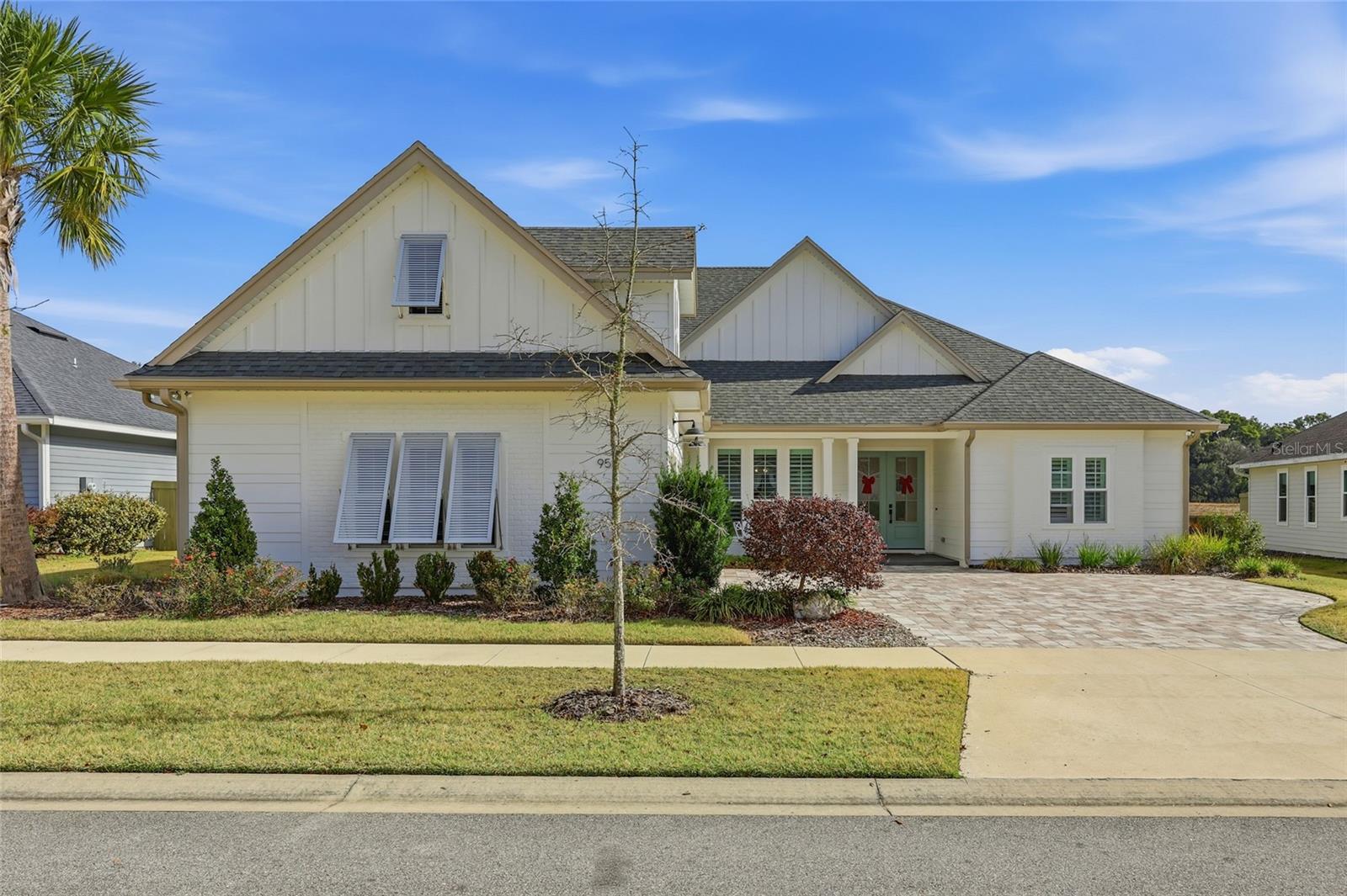 GLORIAS WAY - Residential