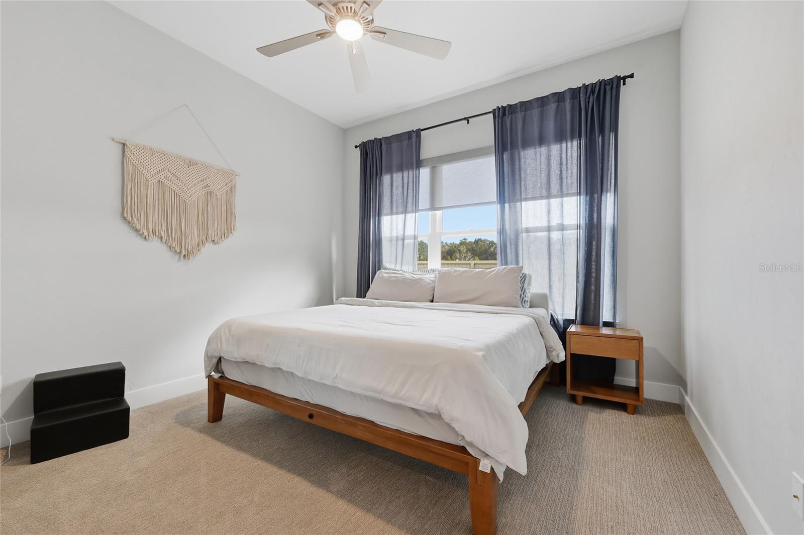 GLORIAS WAY - Residential