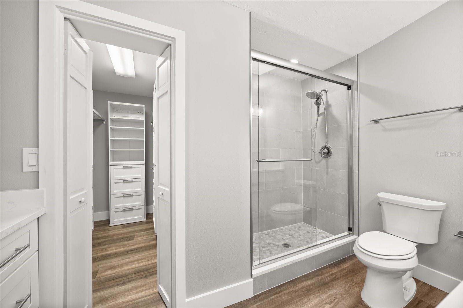 TIMBERLANE SHORES - Residential