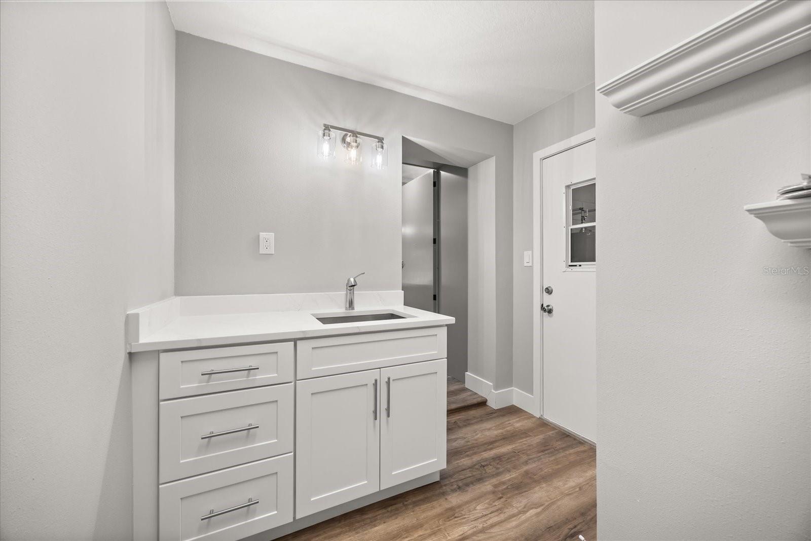 TIMBERLANE SHORES - Residential