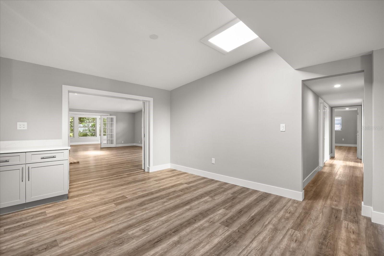 TIMBERLANE SHORES - Residential