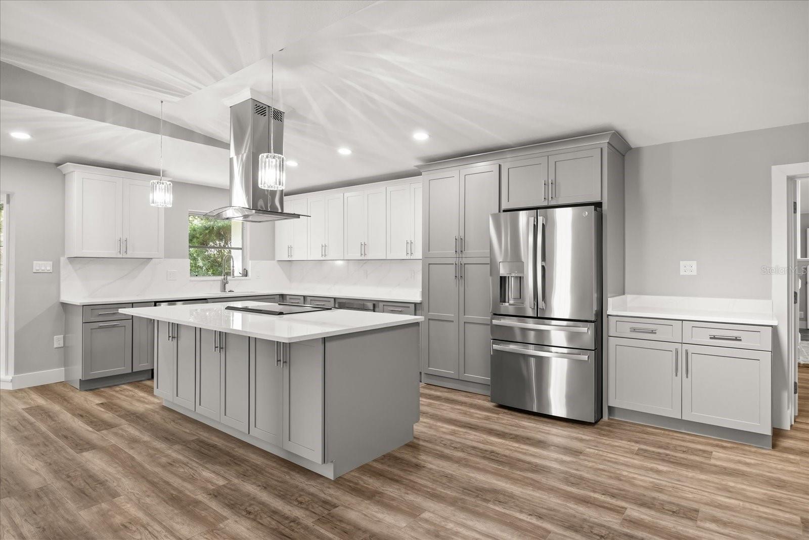 TIMBERLANE SHORES - Residential