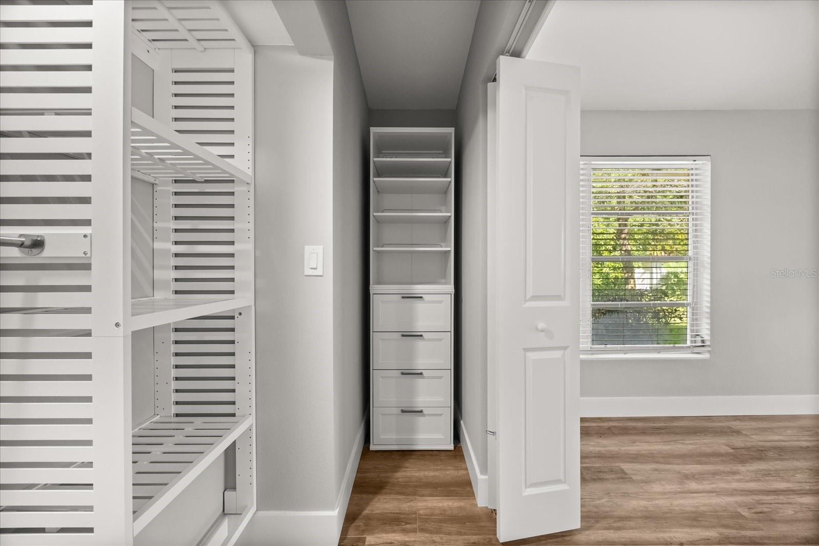 TIMBERLANE SHORES - Residential